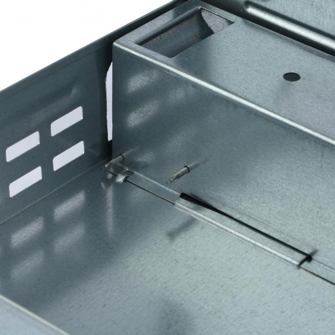 Reusable  Strong Metal Box Bait Station For Humane Rodent Control 6